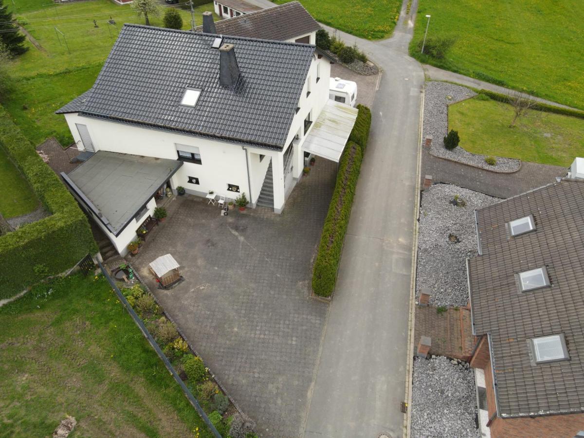 Ferienwohnung Zum Nuerburgring Munk Exterior photo